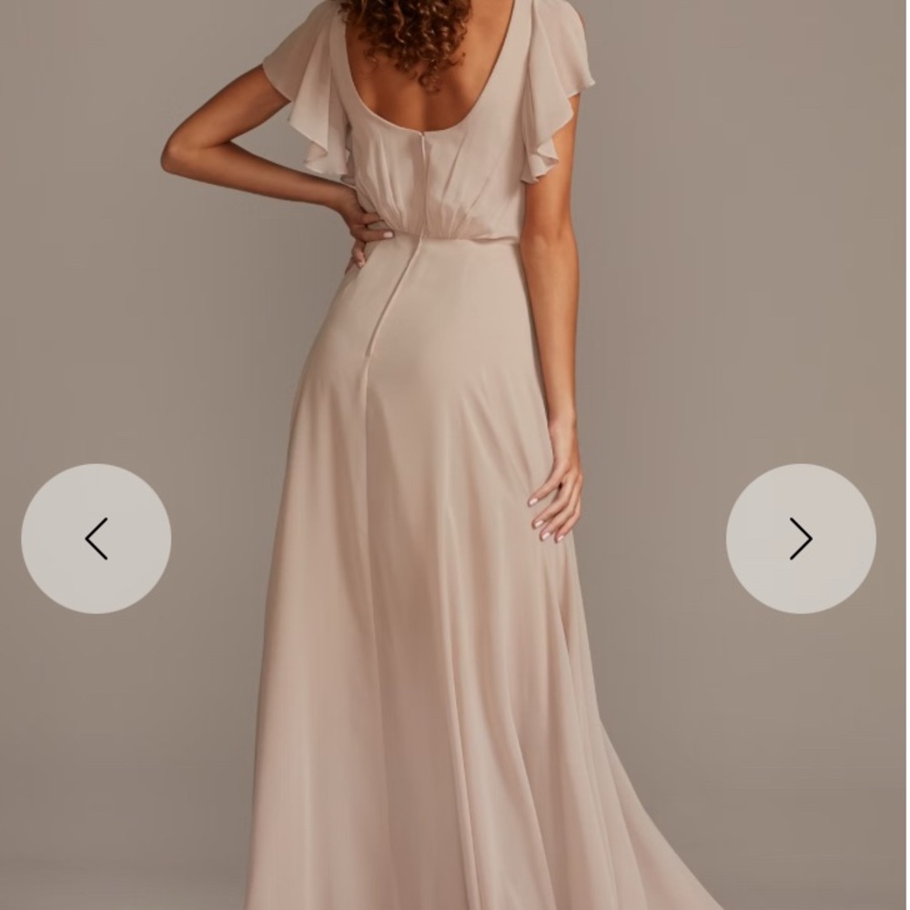 Elegant Cream Sleeveless Dress
